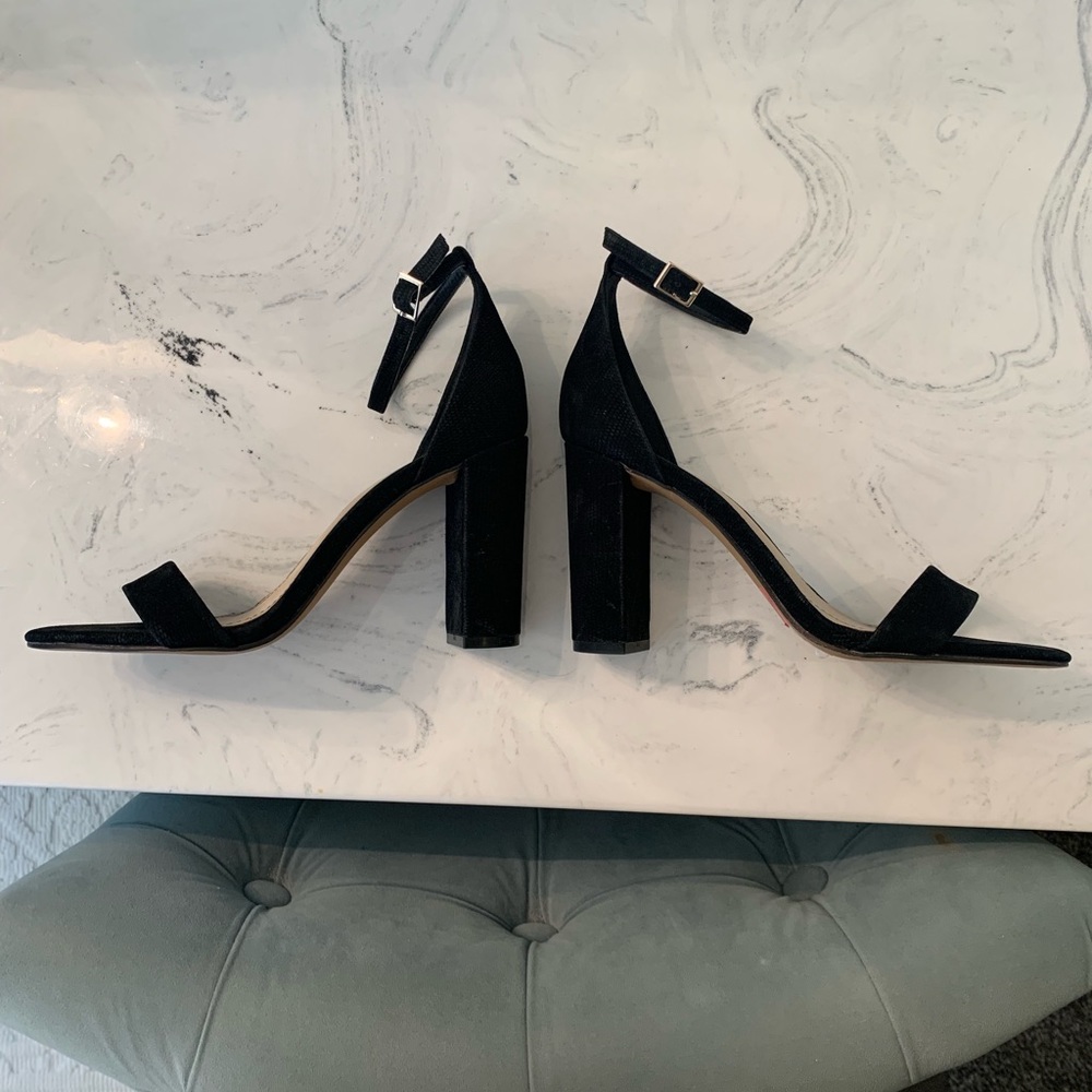 Vince Camuto Corlina Block Heels- black